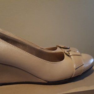 Life Stride Wedges